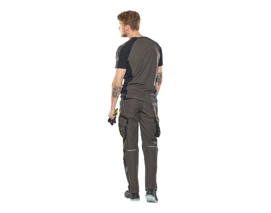 Hose mit Schenkeltaschen UNIQUE schwarz