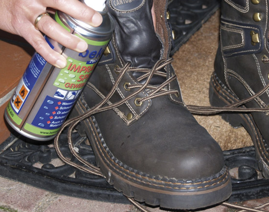 Imprägnier-Spray Gewebe-Leder  