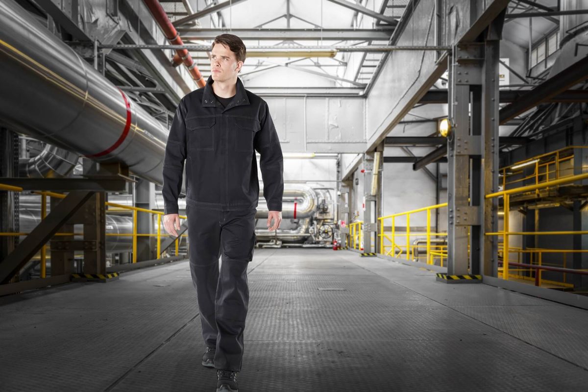 Hose mit Knietaschen INDUSTRY dunkelanthrazit